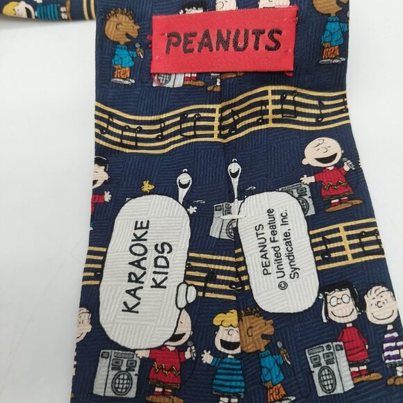 Peanuts Necktie Karaoke Kids 100% Silk Tie Multi-colored - Picture 4 of 5